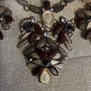 Elegant Brown and Cream Statement Necklace